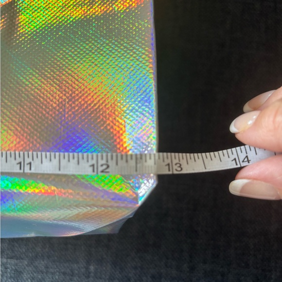 BUNDLE OF FIVE 13”x11” Iridescent Tote Bags BRAND NEW - Picture 5 of 10